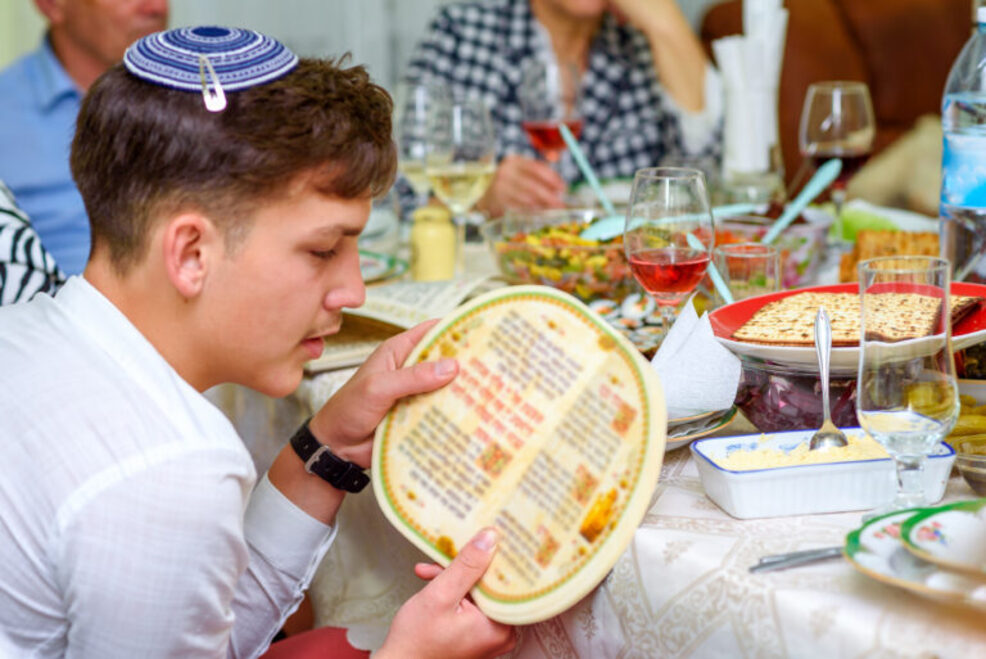 seder 768x513